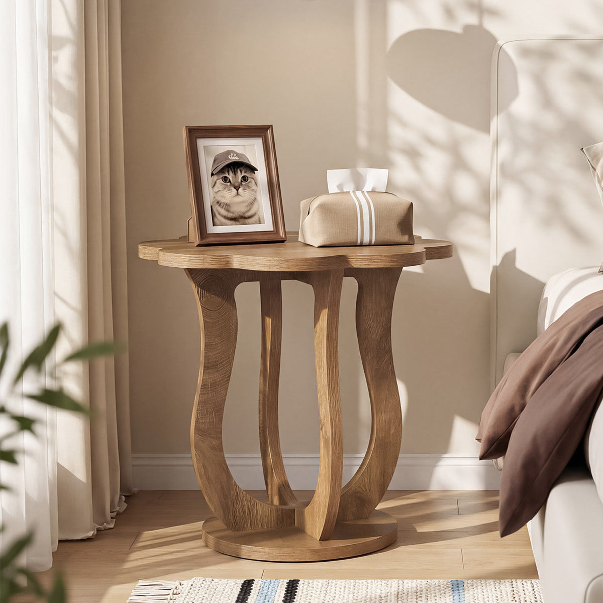 Tribesigns Table d’appoint moderne de 65 cm, plateau en forme de fleur et pied artistique