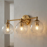 Tribesigns Applique murale dorée pour salle de bain à 3 lumières avec globes en verre craquelé 3