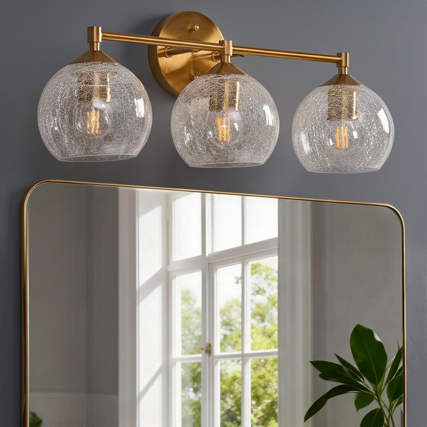 Tribesigns Applique murale dorée pour salle de bain à 3 lumières avec globes en verre craquelé