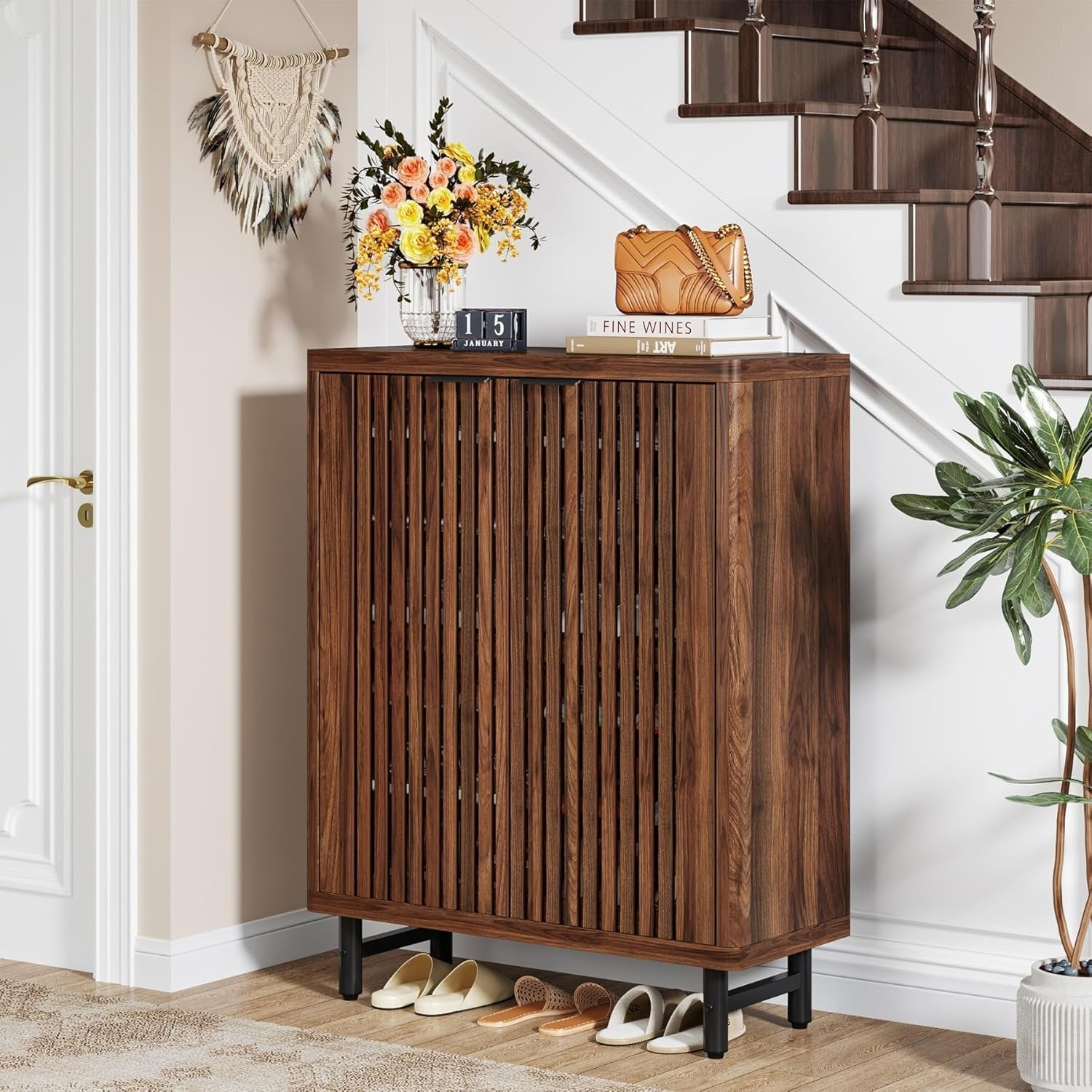 Tribesigns Armoire à Chaussures à 6 Niveaux avec Portes à persiennes, Grande Armoire de Rangement à Chaussures en Bois avec étagères réglables